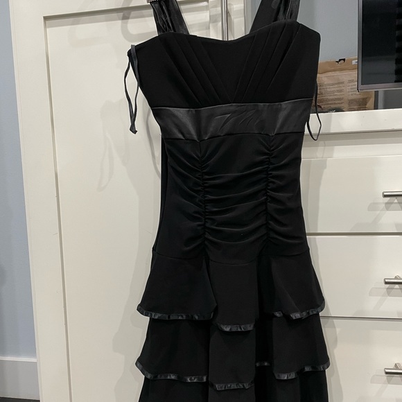 Little black dress - Picture 4 of 4